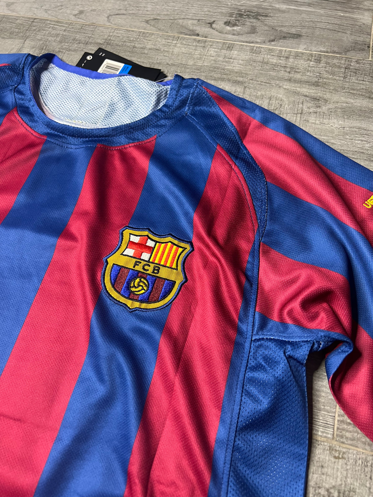 2005 06 BARCELONA HOME RETRO RetroClubKits