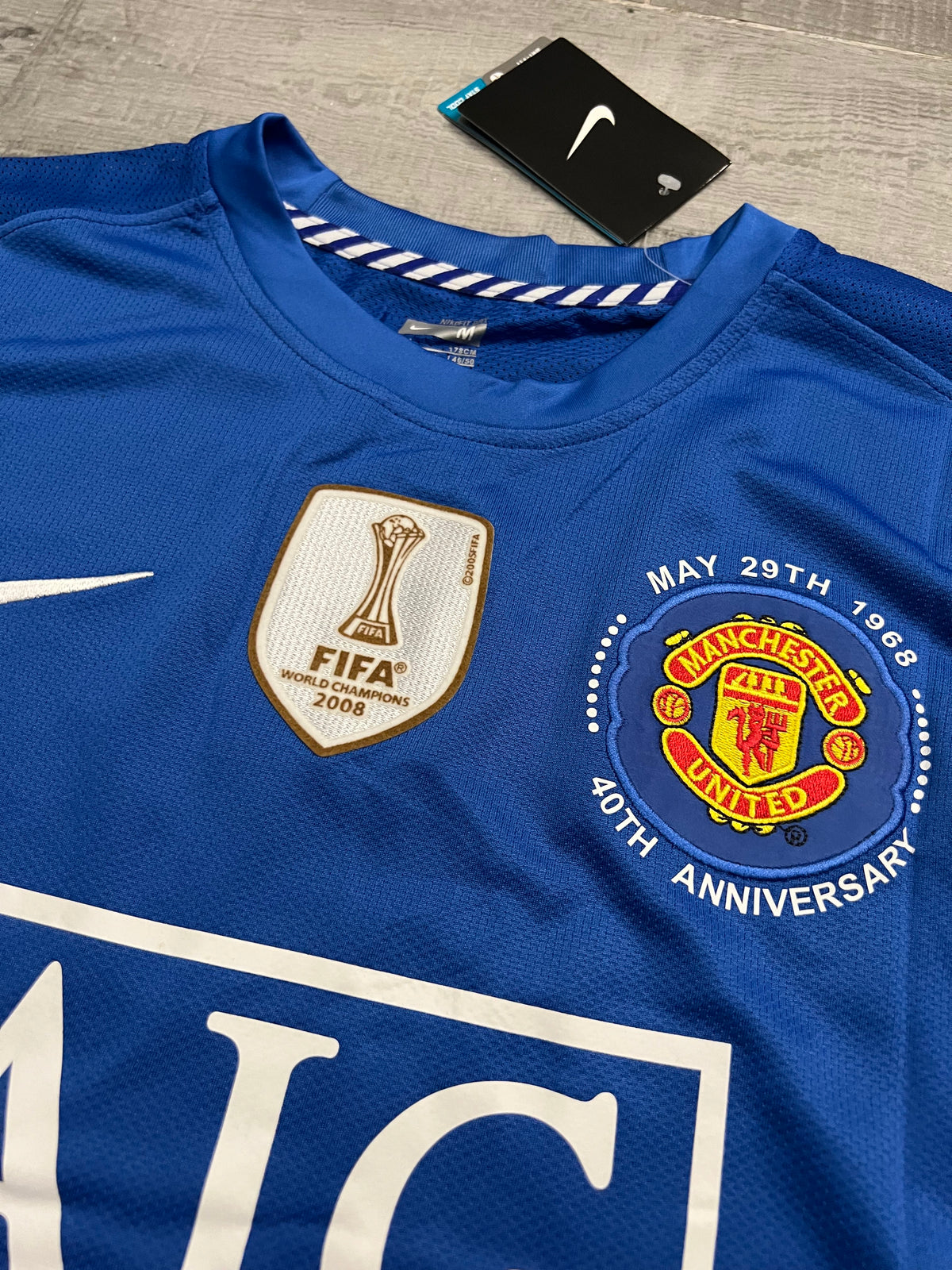 manchester united jersey 40th anniversary