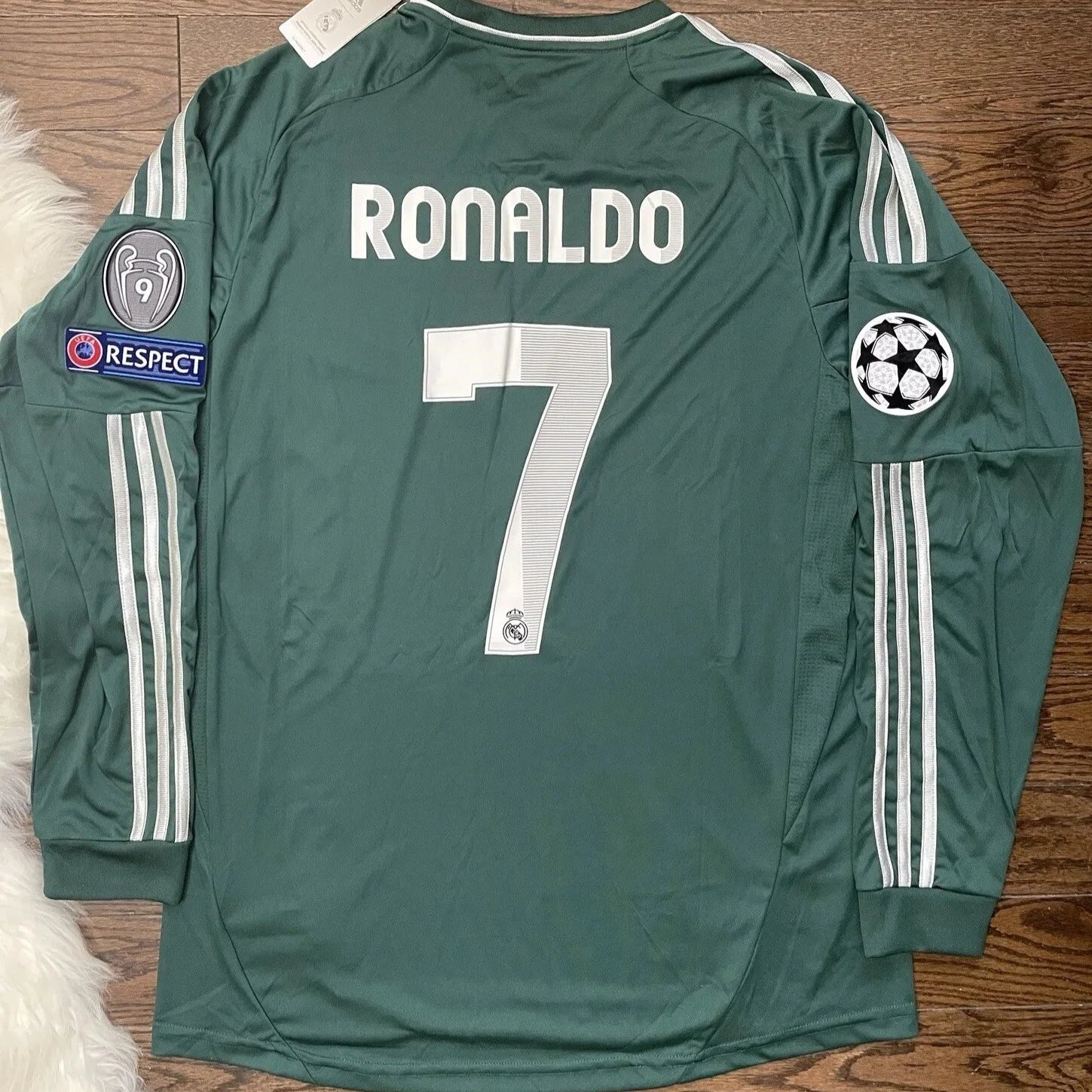 2013-14 - REAL MADRID ACASĂ | RETRO